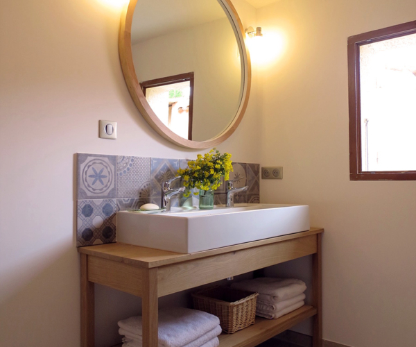 Bastide 1830 – Chambre 1 – Double vasque
