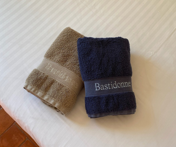 Bastide 1830 – Chambre 1 – Serviettes