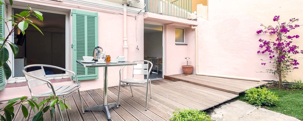 Cannes 1400 x 560
